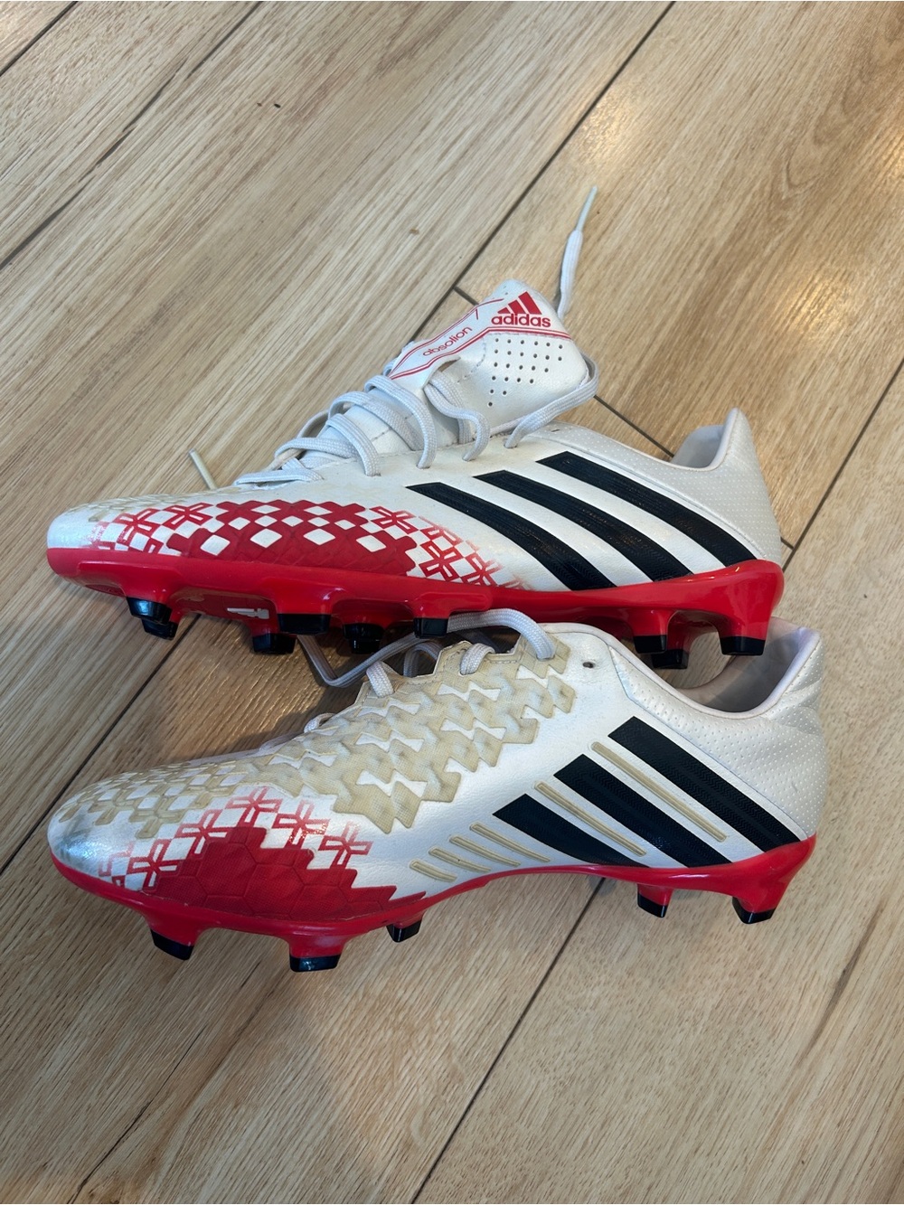 Adidas Absolion Soccer Cleats – Men’s Size 8.5 – White & Red – Brand New - Picture 3 of 8